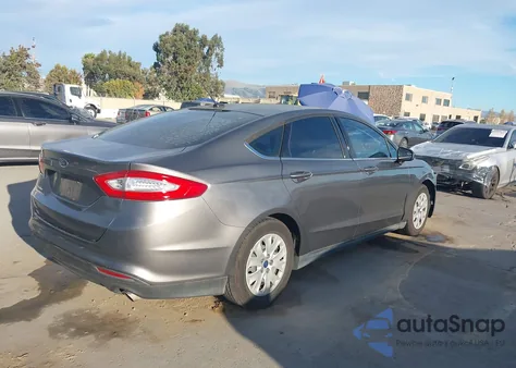 2014 Ford Fusion S из США, поврежденный, VIN 3FA6P0G79ER257020